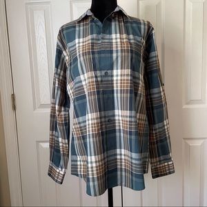 VAN HEUSEN Classic Fit Long Sleeve Plaid Button Down Size Medium 15 - 15.5 Neck